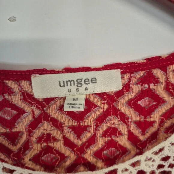 Umgee Womens M Red Geometric Lace Neck Blouse Night out/ Beach vibe/Swim coverup - Picture 3 of 5